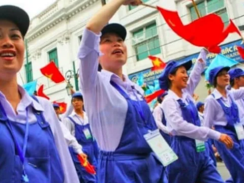 Từ nay, người lao động nghỉ việc được nhận 5 khoản tiền quan trọng, ai cũng cần biết