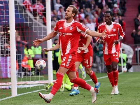 Bayern Munich ngược dòng hạ Stuttgart, giành đĩa bạc thứ 35