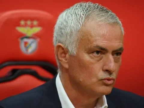 Mourinho khen Benfica chơi xuất sắc sau khi hạ gục Sporting