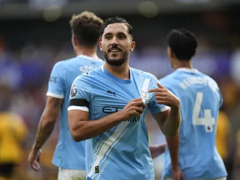 Rayan Cherki là canh bạc lãng mạn nhất của Pep Guardiola