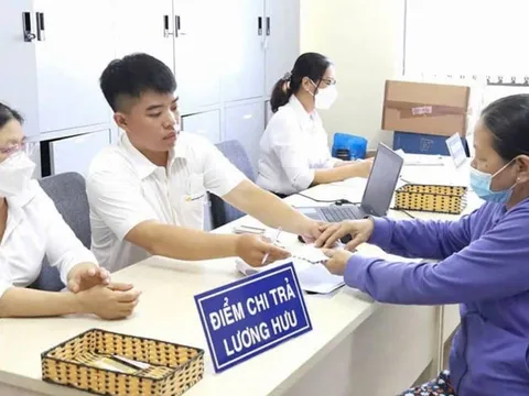 Thông tin mới về BHXH: Cảnh báo nguy cơ bị tạm dừng chi trả lương hưu hằng tháng