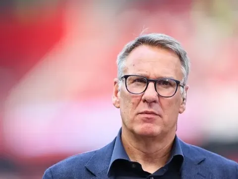 Merson thừa nhận sẽ sốc nặng nếu Chelsea được dự C1