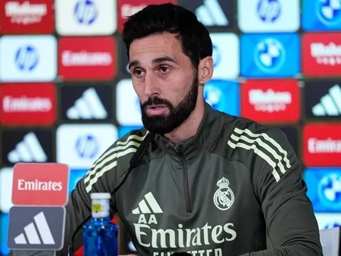 Arbeloa không sợ bị CĐV Real Madrid huýt sáo tại Bernabeu