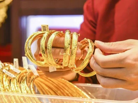 Giá vàng hôm nay 21/4/2026 tăng nhẹ, tiến sát mốc 172 triệu đồng/lượng
