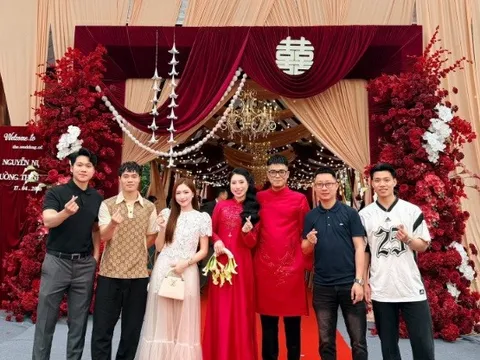 Phản ứng của Hòa Minzy khi người nhà Văn Toàn gọi cô là "em dâu hụt"