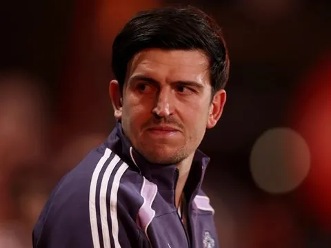 Bài toán ngọt ngào của Carrick khi Maguire và Yoro tái xuất