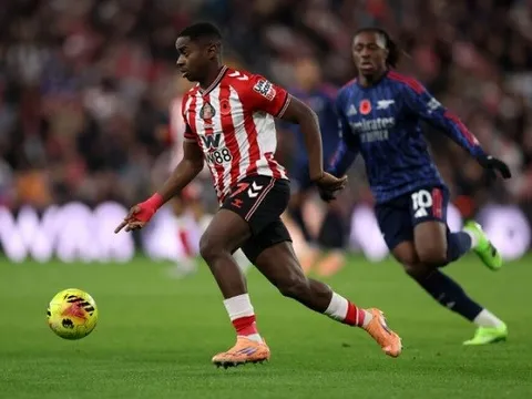 Arsenal chi đậm 45 triệu euro săn sao Sunderland
