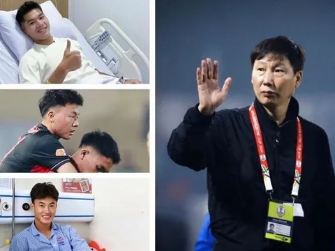 Ba cầu thủ trẻ chấn thương nặng, HLV Kim Sang-sik thấp thỏm