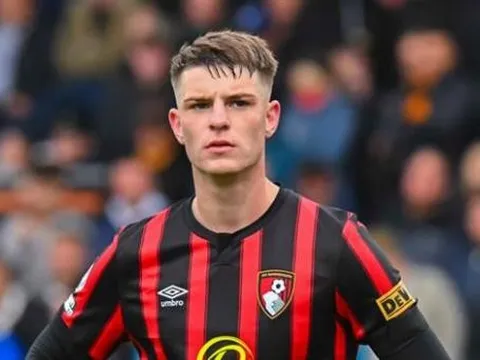 Tin đồn chuyển nhượng sáng 23/4: MU muốn có Alex Scott; Arsenal theo sát Guler