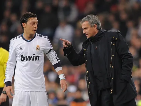 Jose Mourinho và những viên ngọc thô được đánh thức từ bóng tối