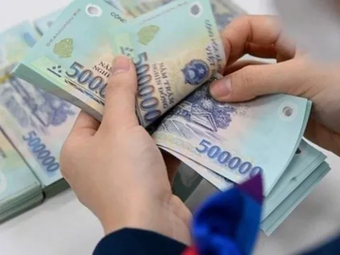 Đề xuất tăng lương cơ sở lên 2,53 triệu đồng từ 1/7: Thông tin mới nhất