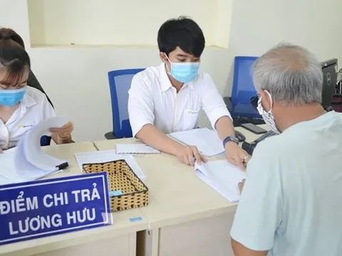 Người lao động tự do sắp nhận lương hưu 7 triệu đồng/tháng, BHYT miễn phí trọn đời: Điều kiện ra sao?