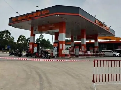 TP.HCM: Bé gái gần 2 tuổi bị ô tô cán tử vong tại trạm xăng