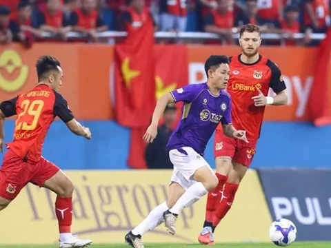 Văn Quyết lên tiếng, Hà Nội FC thắng nghẹt thở Ninh Bình