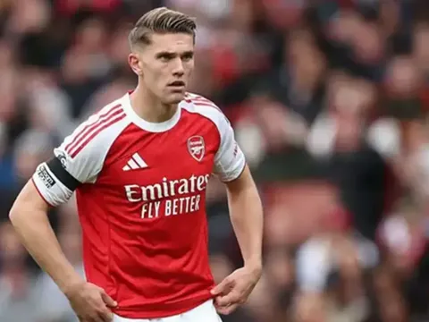 Gallas giục Arsenal nâng cấp cánh trái cứu Gyokeres