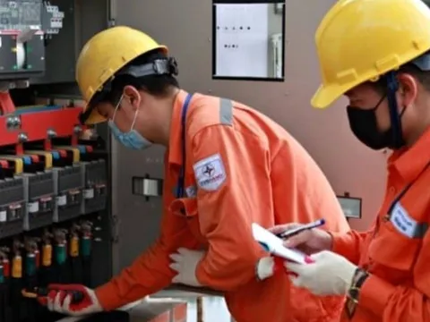 Giá điện giờ cao điểm buổi tối tăng mạnh, có thể lên tới 5.422 đồng/kWh: Người dân cần lưu ý gì?