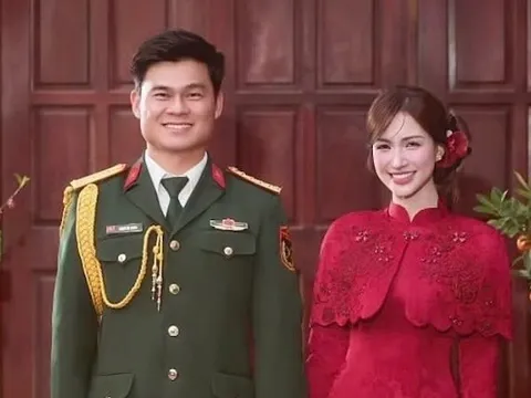 Hình ảnh hiếm hoi của Hòa Minzy bên chồng sắp cưới khi đi du lịch