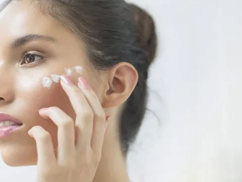 Làm đẹp tại nhà theo cách khoa học: tận dụng nguyên liệu tự nhiên để nuôi dưỡng làn da căng bóng