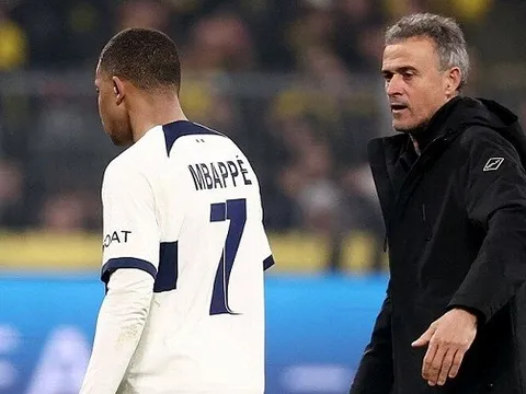 Nghịch lý PSG: "Đạp gió rẽ sóng", vượt kỳ vọng hướng đến ăn 4