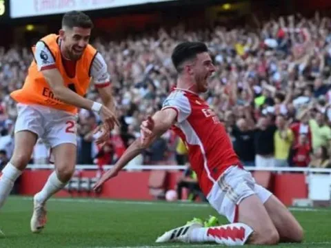 Piers Morgan nêu kịch bản hoàn hảo để Arsenal vô địch