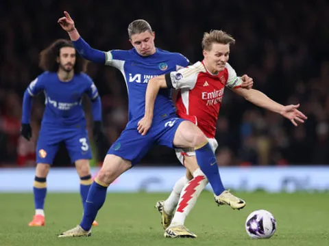 Chelsea choáng ngợp trước tiền vệ có 8 key pass của Pháo thủ