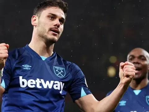 Gieo sầu cho Arsenal, kẻ bị Arteta ruồng rẫy lên tiếng