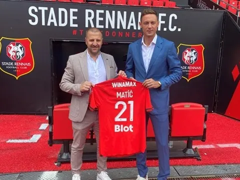 Cựu sao MU “khó ở” tại Ligue 1