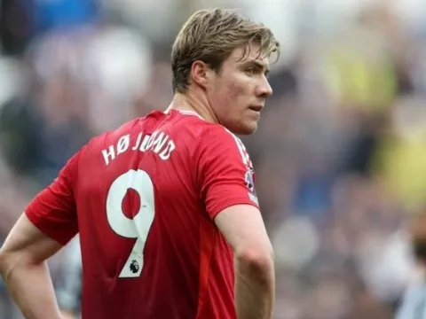 Chuyển nhượng sáng 16/5: Tương lai bất định của Hojlund; Liverpool nhận báo giá Milos Kerkez