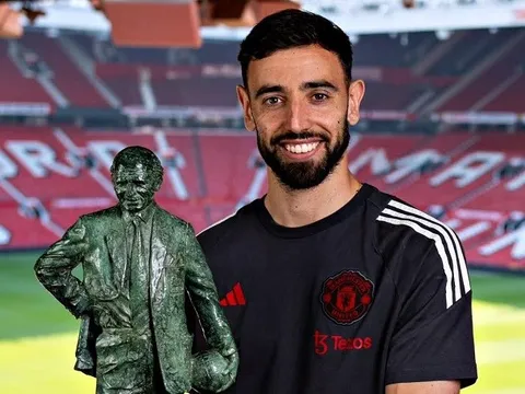 Bruno Fernandes san bằng kỷ lục danh hiệu ở Man Utd