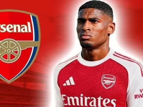 Cristhian Mosquera đến Anh ký hợp đồng 5 năm, kịp du đấu châu Á với Arsenal