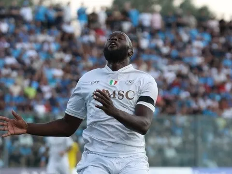 Lukaku và McTominay cùng "nổ súng", Napoli thắng đậm dù thay cả đội hình chính