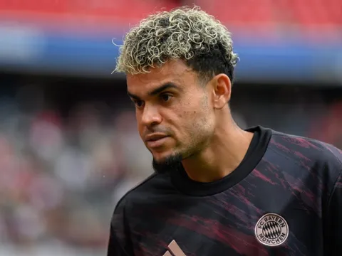 Vì sao Barcelona để mất Luis Diaz vào tay Bayern Munich?
