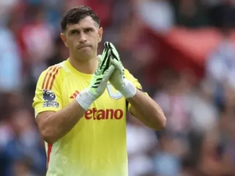 MU trở lại đàm phán vụ Emiliano Martinez
