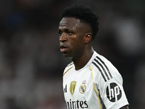 Vinicius tức giận với Alonso: Mâu thuẫn tiềm ẩn ở Real Madrid?