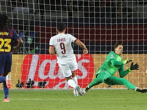 PSG đã kiểm soát trận đấu với Barcelona như thế nào?