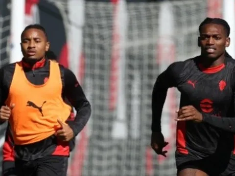 AC Milan sở hữu "song sát" trên ghế dự bị để đối đầu Juventus