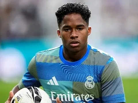 Endrick tiết lộ lý do từ chối Man Utd để cứu vãn sự nghiệp