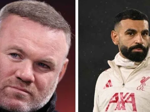 Rooney phản ứng mạnh mẽ trước lời chỉ trích của Salah với Liverpool