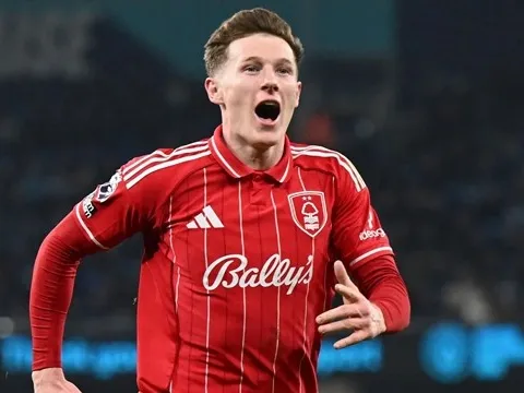 Man City vượt mặt Man Utd trong cuộc đua giành Elliot Anderson
