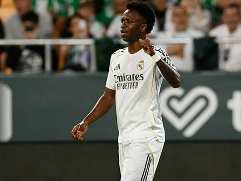 Hàng thủ thảm họa biến nỗ lực của Vinicius thành mây khói