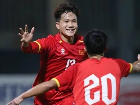 HLV Roland tin U17 Việt Nam đủ sức cạnh tranh vé dự World Cup