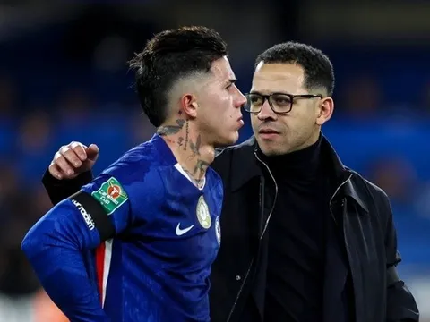 Suy nghĩ thực sự của cầu thủ Chelsea đối với Liam Rosenior là gì?