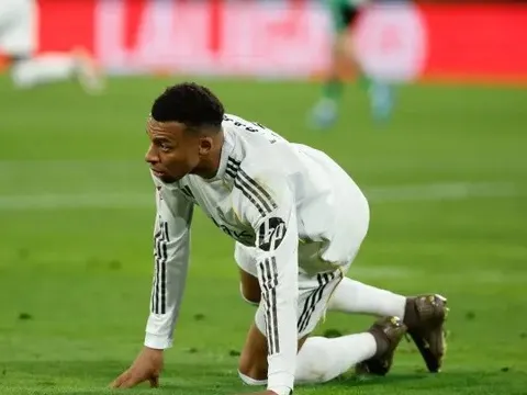 Real Madrid chọn nỗi đau nào trong trận El Clasico?