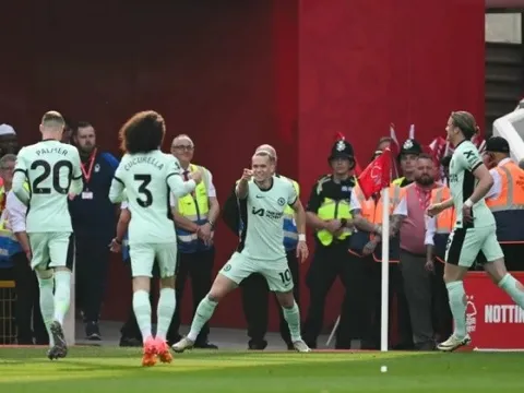 Cầu thủ tốt nhất và tệ nhất Chelsea trong chiến thắng trước Forest