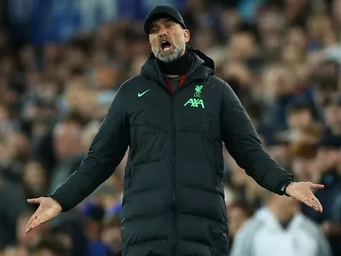 Lời xin lỗi của Klopp hay Liverpool lại "buông dần đều"?