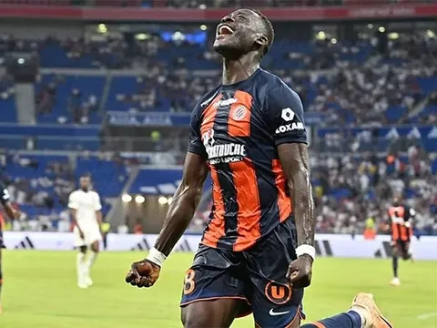 Lorient bỏ lỡ cơ hội chiêu mộ Akor Adams vào mùa hè