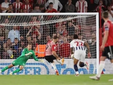 Hủy diệt West Bom, Southampton cách Premier League đúng 1 trận