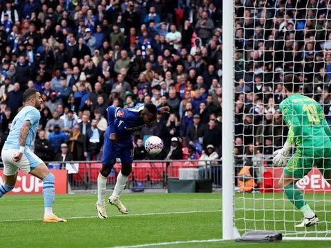 "Chúng tôi rất buồn và thất vọng, nhưng phải chuẩn bị gặp Arsenal"