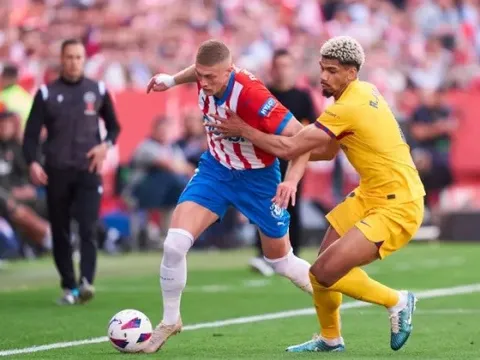 Cuộc đua duy nhất vẫn còn gay cấn tại La Liga
