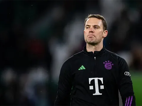 Manuel Neuer hài lòng với nửa đầu mùa giải